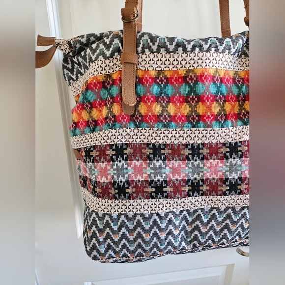Noonday Collection Multicolor Patterned Tote - Picture 6 of 14